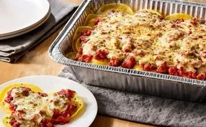 cheese ravioli with marinara or meat sauce