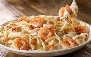 seafood alfredo